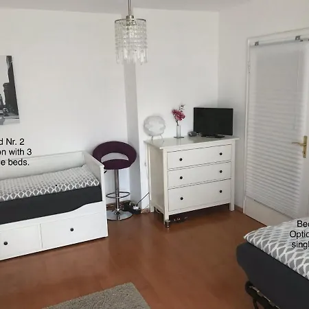 2 Schwabing Near Bmw World, Olympiapark Apartment *
