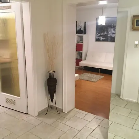 Apartment 2 Schwabing Near Bmw World, Olympiapark Munich