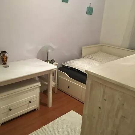 Apartment 2 Schwabing Near Bmw World, Olympiapark Munich